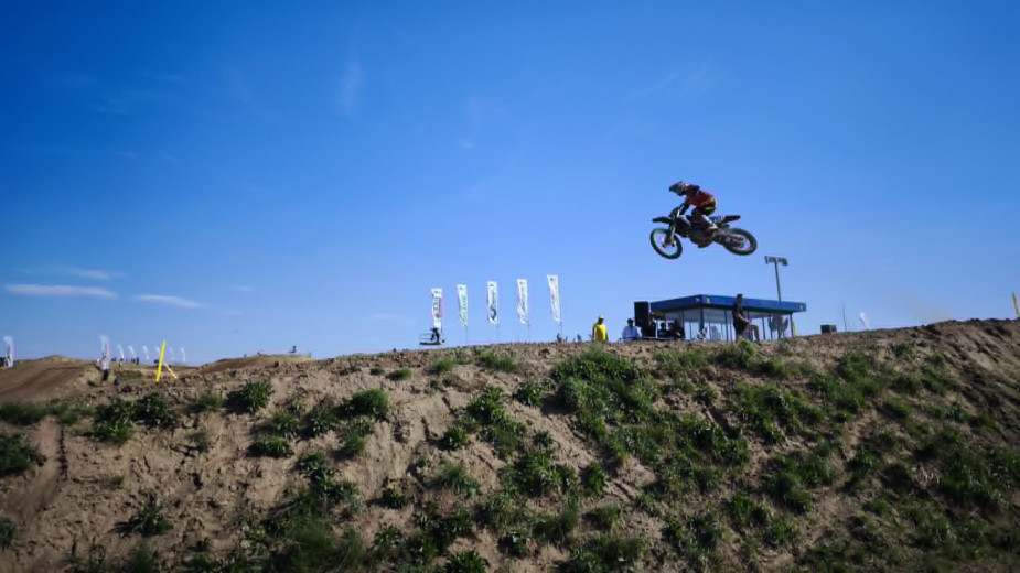 Ponad 200 zawodników ścigało się przez cały weekend na torze motocrossowym Plebanka w Więcborku FOTO