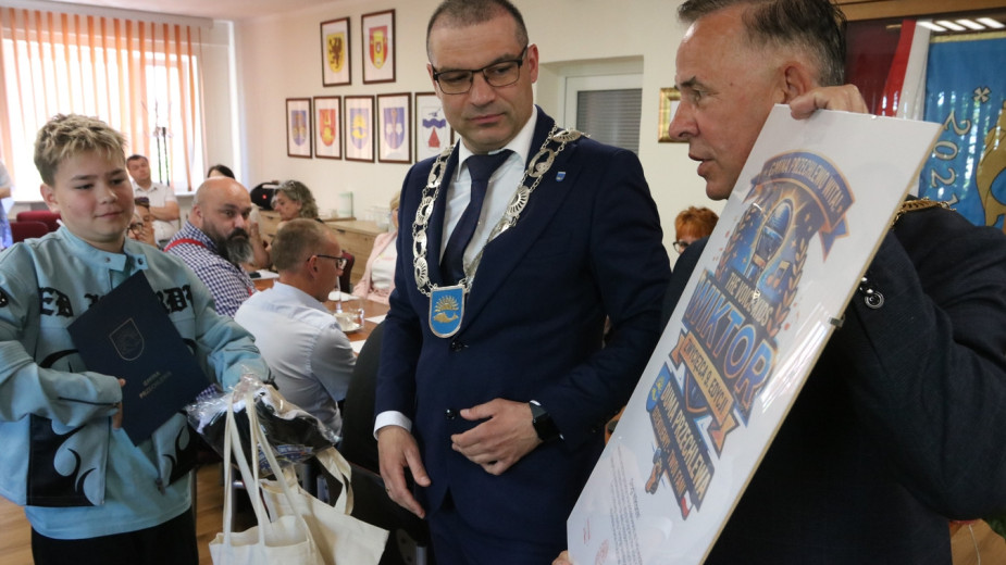 Wiktor Sas odebrał od władz gminy Przechlewo podziękowania i… przeprosiny (FOTO)