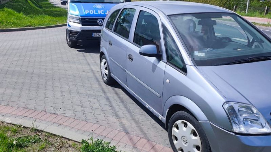Pijany kierowca zatrzymany w miejscowości Topole koło Chojnic. Miał w organizmie blisko półtora promila alkoholu