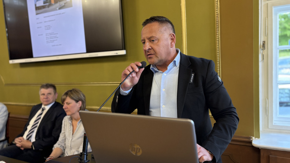 Grzegorz Domżalski odniósł się do odwołania go z funkcji prezesa bytowskiego basenu. Zrobiliście krzywdę dla pracowników basenu, dla mieszkańców