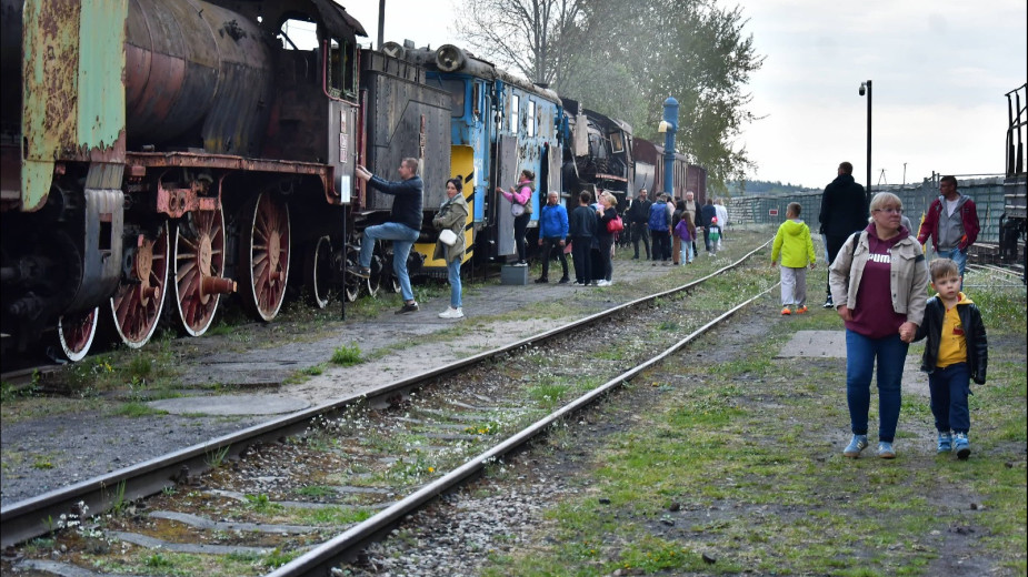 Wieczór pełen atrakcji przygotowały kościerskie placówki muzealne. Jedną z nich był pokaz wyjątkowej makiety kolejowej H0 o długości ponad 20 metrów FOTO