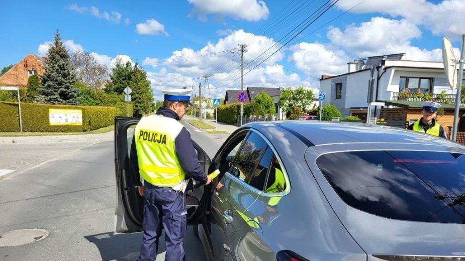 Tucholska drogówka zatrzymała dwie osoby pod wpływem alkoholu w ramach akcji Trzeźwy poranek. Obydwie straciły prawo jazdy