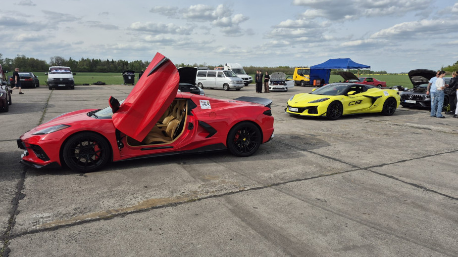 Motoweekend, odcinek 12. Relacja z imprez motoryzacyjnych na lotnisku w gminie Lipka FOTO