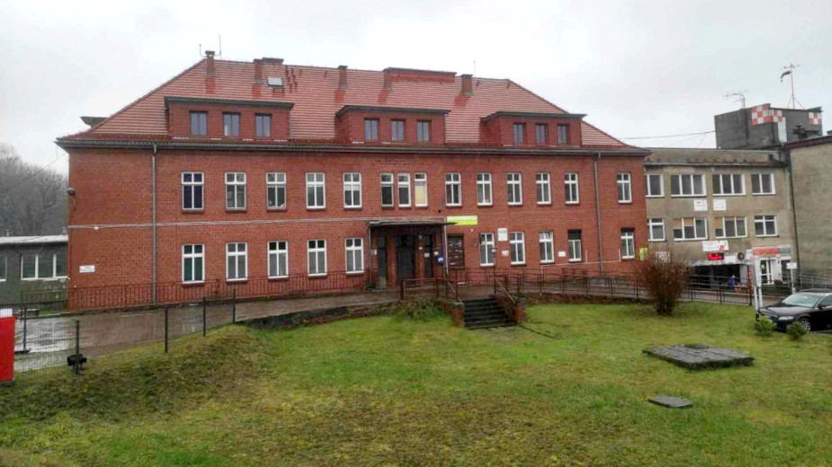 Radni z Miastka przekazali 300 tys. zł na windę do szpitala. Nie zabrakło jednak pytań o przyszłość placówki