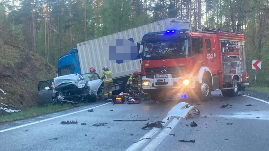 Wypadek na drodze krajowej numer 21 w Węgorzynku w gminie Miastko. Trasa była całkowicie zablokowana AKTUALIZACJA