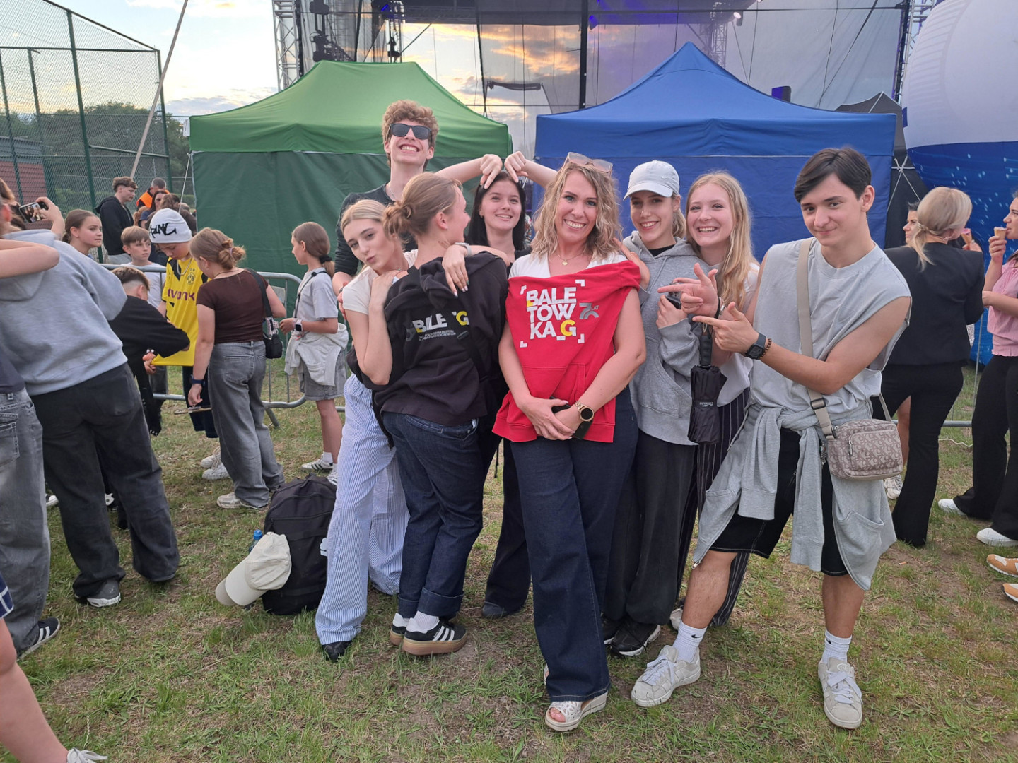 Trwają Dni Człuchowa. W piątek (19.06) na scenie wystąpiły lokalne talenty, a potem Wiktor Sas i Edyta G&oacute;rniak (FOTO)