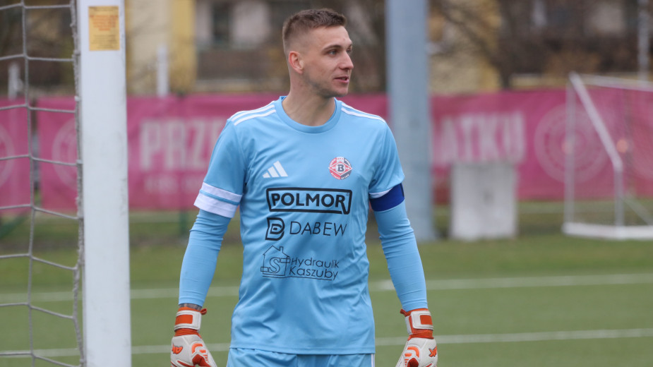 Bytovia Bytów jest już jedną nogą w okręgówce. Ktoś musi jej pomóc, żeby utrzymała się w IV lidze