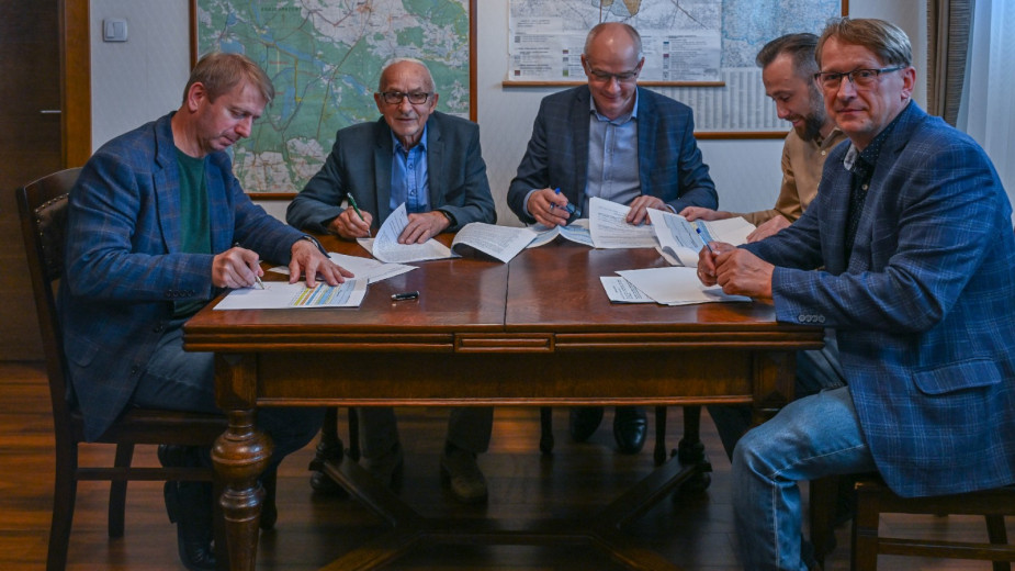 Są umowy z wykonawcami, wkrótce ruszy przebudowa ulicy Chełmowskiej w Brusach. "Zakończenie prac planujemy w połowie przyszłego roku"