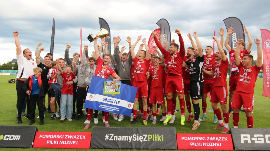 Trzecioligowiec za mocny, KP Starogard Gdański bez trofeum. Wikęd Luzino wygrał w Stężycy finał Pucharu Polski na szczeblu województwa pomorskiego FOTO