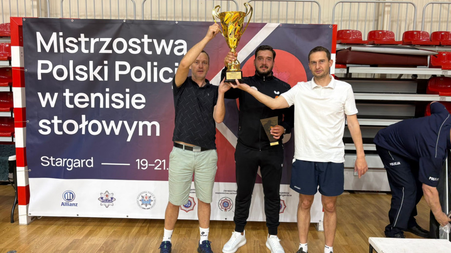 Piotr Mojka z KPP Chojnice z dwoma złotymi medalami Mistrzostw Polski Policjantów w Tenisie Stołowym (FOTO)