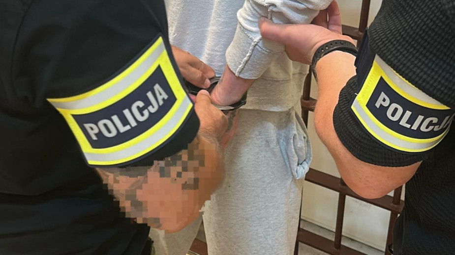 Jechał kompletnie pijany i z dzieckiem w aucie. Przed zatrzymaniem spowodował kolizję drogową