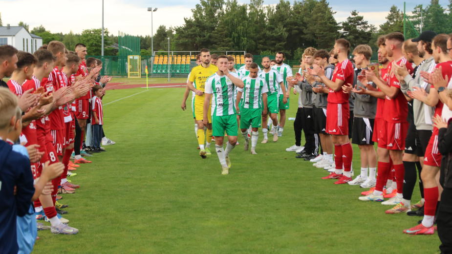 Start Miastko wywalczył awans, ale nie chce grać w IV lidze. KP Starogard chciał grać w III lidze, ale został bez awansu. No i bez Pucharu Polski