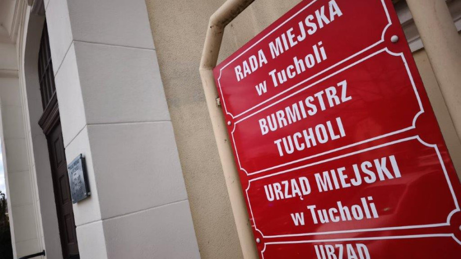572 zł brutto podwyżki przyznali radni burmistrzowi Tucholi Tadeuszowi Kowalskiemu. Przy głosowaniu nie było żadnych pytań, dyskusji i wątpliwości