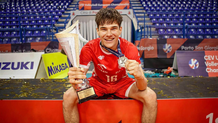 Marcel Biernikowicz z Rychnów k. Człuchowa został siatkarskim mistrzem Europy juniorów!