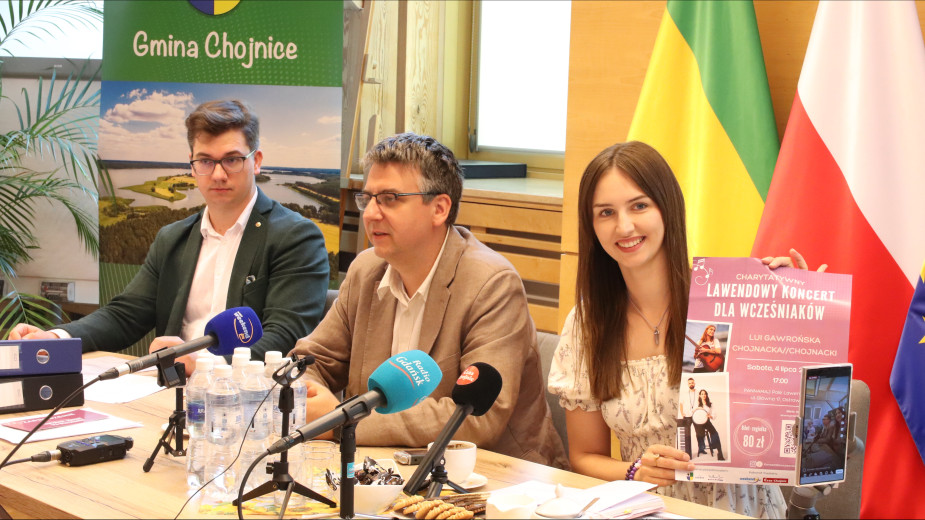 Muzyka na polu lawendy: jutro (4.07) w Ostrowitem 3. Lawendowy Koncert dla Wcześniaków