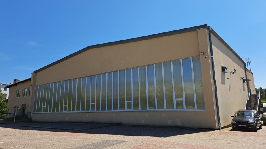 Trwa duży remont w Szkole Podstawowej nr 3 w Chojnicach. Modernizacja dotyczy między innymi sali sportowej