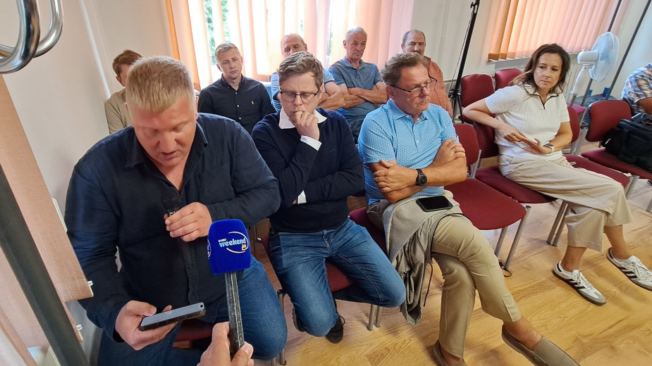 Blokada dla chlewni w Pawłówku, zielone światło dla kurników w Pakotulsku. Rada Gminy Przechlewo uchwaliła Plan ogólny