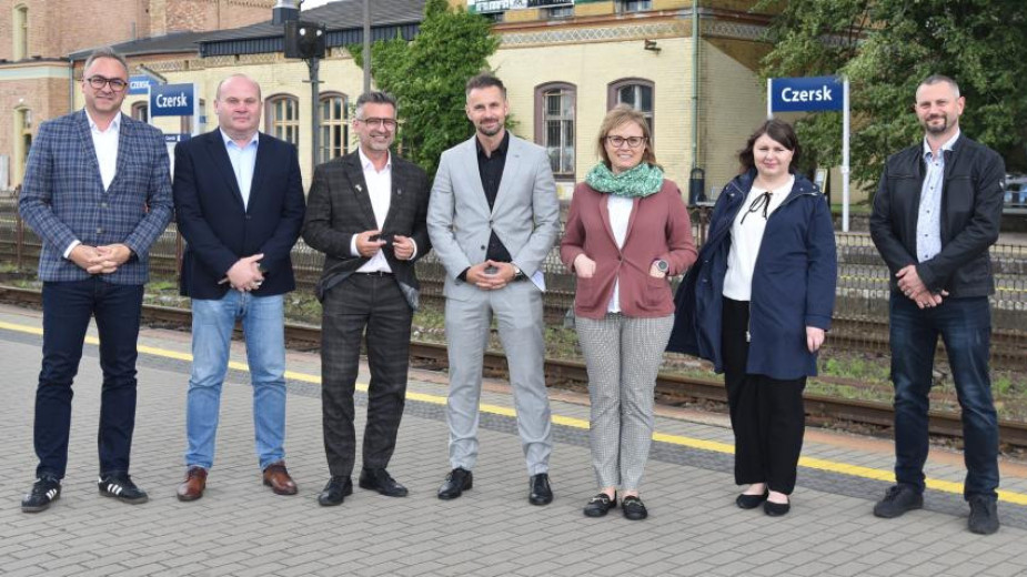 Samorządowcy z kilku gmin spotkali się z dyrekcją PKP PLK. Tematem były inwestycje kolejowe w regionie