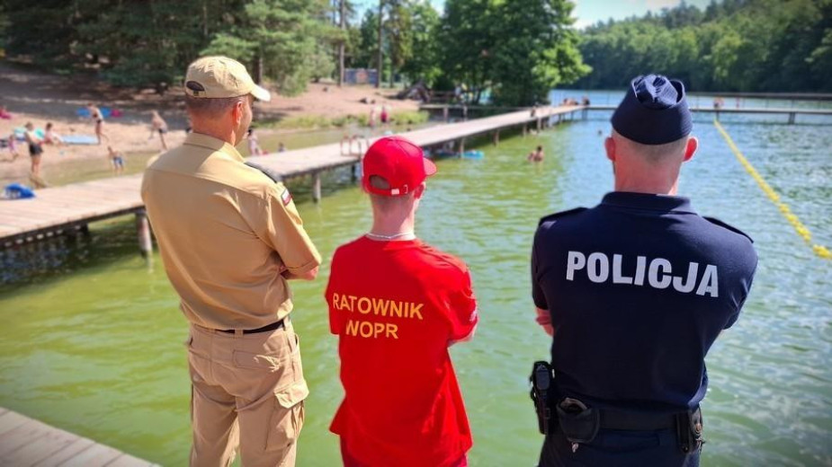 Policjanci i strażacy na wspólnych patrolach. W powiecie starogardzkim ruszyła akcja "Kręci mnie bezpieczeństwo w lecie!"