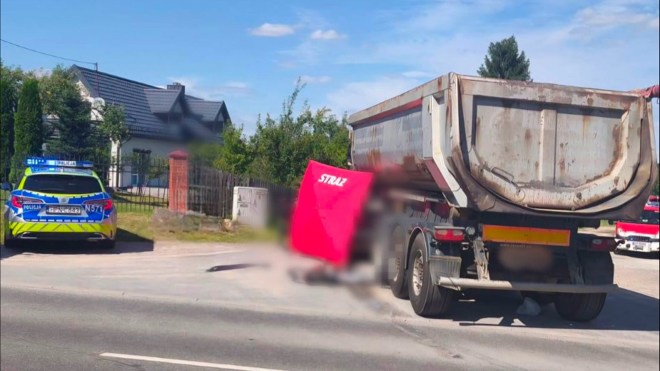 Pieszy potrącony przez pojazd ciężarowy. Śmiertelny wypadek na drodze wojewódzkiej 214 w Zblewie