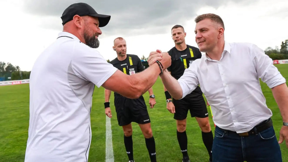 Nie ma trzeciego z rzędu zwycięstwa, ale jest trzeci kolejny mecz bez porażki. Chojniczanka zremisowała na wyjeździe 1:1 z Sokołem Kleczew