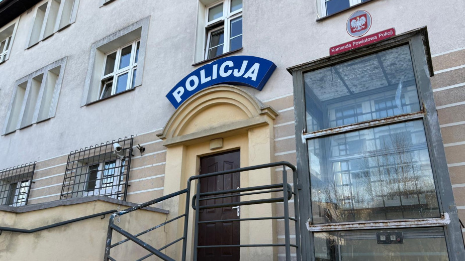 Sądził, że rozmawia z córką. 45-latek z powiatu kościerskiego padł ofiarą oszustów