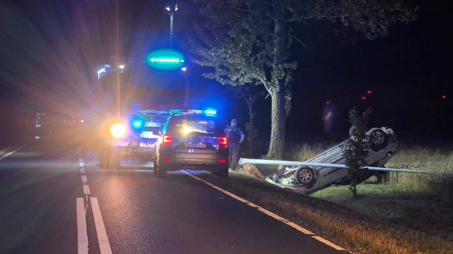 Nocne dachowanie w Myśligoszczy w powiecie człuchowskim