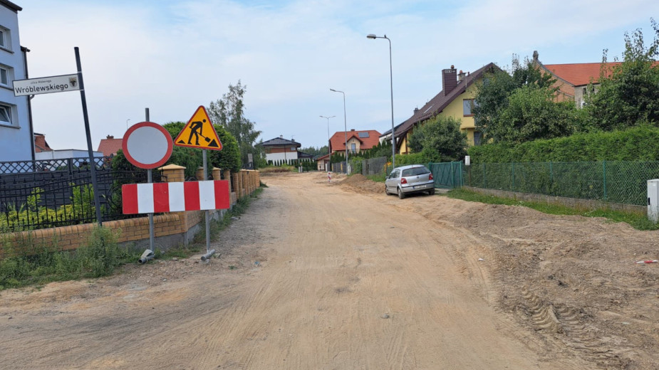 Niespodziewane wsparcie na budowę dróg w Chojnicach. Miasto zaoszczędzi 1,5 mln zł na inwestycji osiedlowej