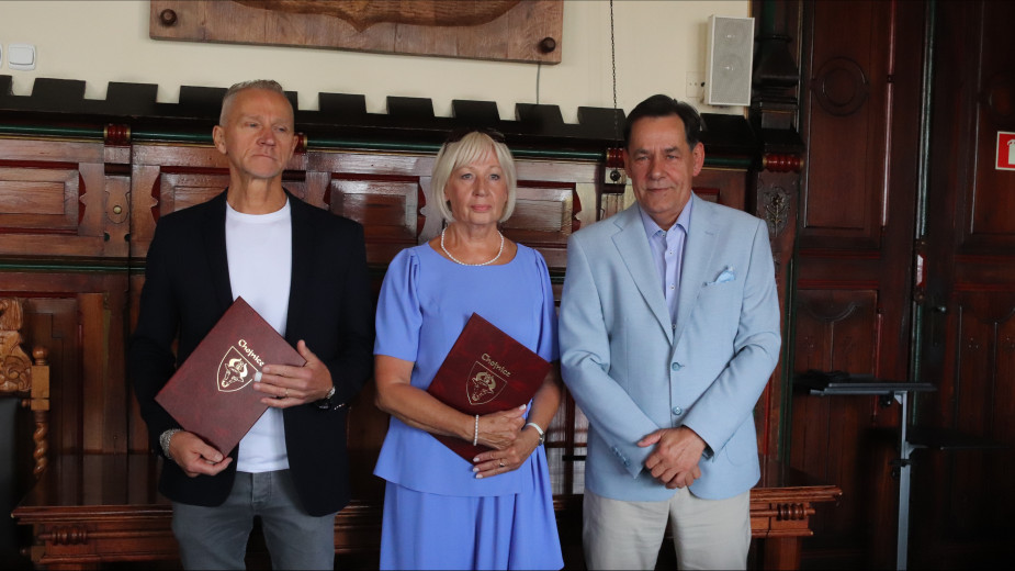 Bez zmian na stanowiskach dyrektorskich w dwóch chojnickich szkołach podstawowych, w trójce i jedynce