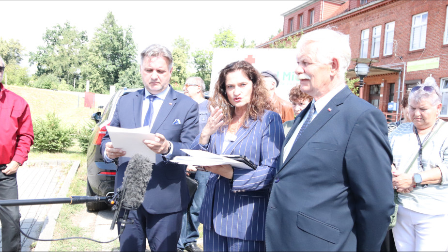 Poselskie interwencje w szpitalach w Miastku i Chojnicach. Interesują nas zasady wydatkowania pieniędzy, opłacania lekarzy, zawierania kontraktów"