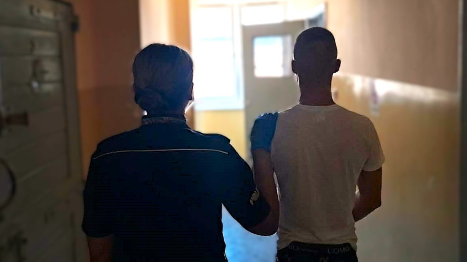 19-latek z powiatu kościerskiego ukradł telefon. Krótko po przestępstwie zatrzymali go policjanci
