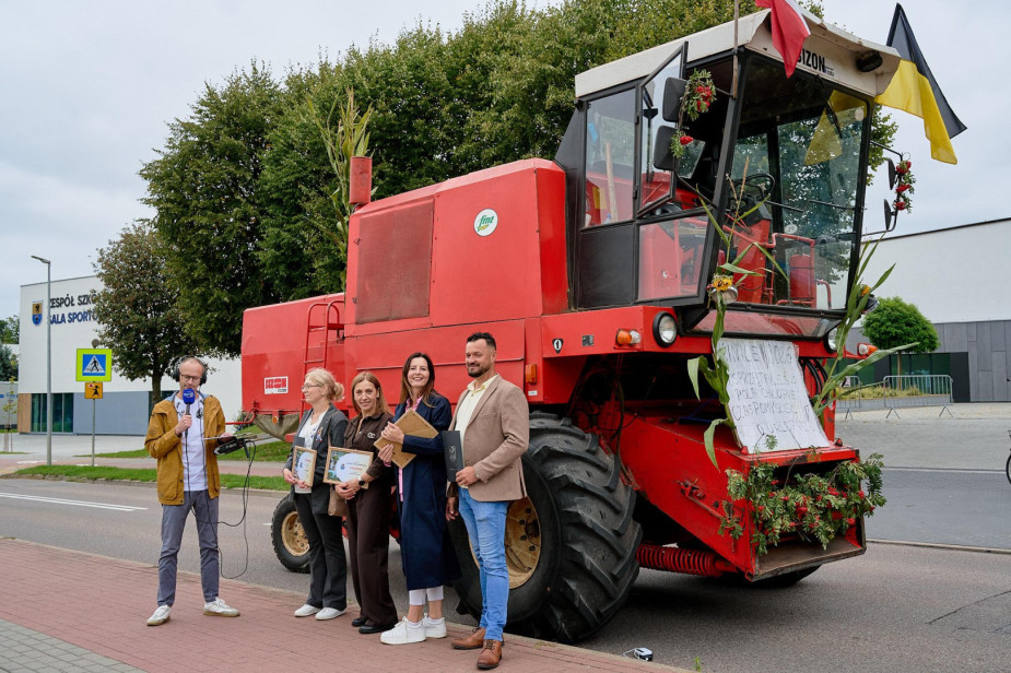 Plony zebrane, czas na świętowanie. Weekend FM na Zaborskich Dożynkach Gminnych w Brusach (FOTO, ROZMOWA)