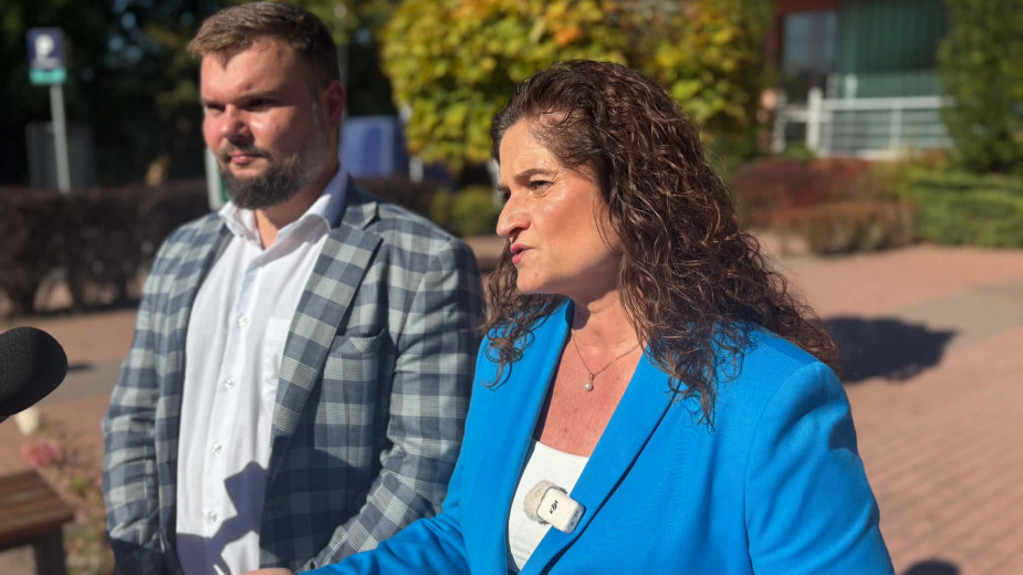 Posłanka Dorota Arciszewska-Mielewczyk z interwencją poselską w Kościerzynie. Chodzi o projekt dotyczący migrantów