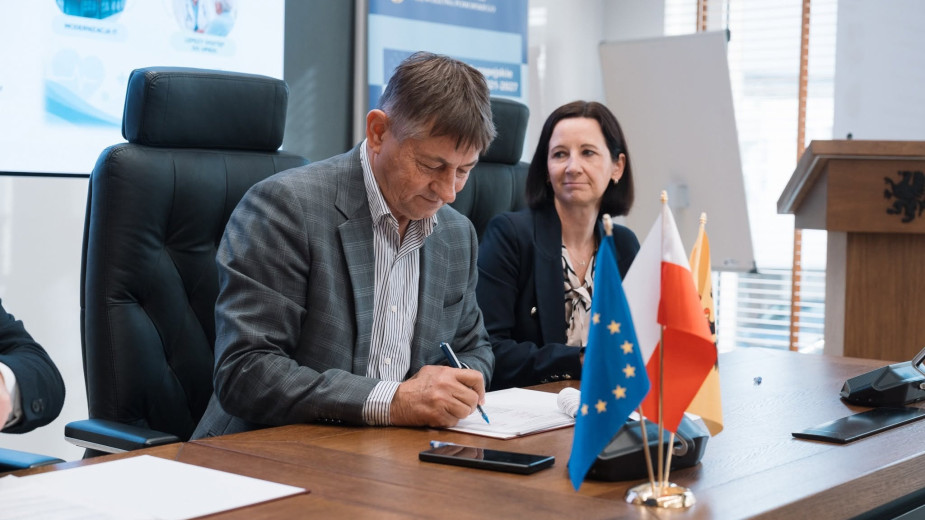 Nowe technologie w służbie ochrony zdrowia. Gmina Chojnice ma umowę na unijne dofinansowanie zakupów dla swojej przychodni