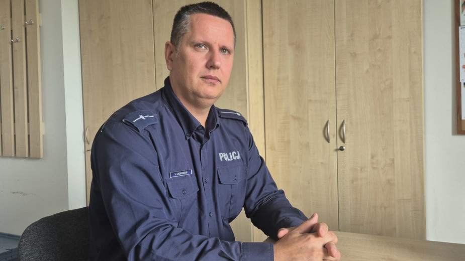 Tucholski policjant zatrzymał poszukiwanego mężczyznę do odbycia kary. W czasie wolnym od służby