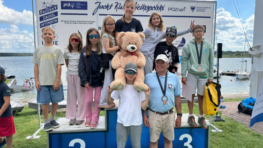 Wiktor z medalem, a Kaja z nagrodą Fair Play. Sukces LKS-u Charzykowy podczas Mistrzostw Polski Młodzików klasy Optimist