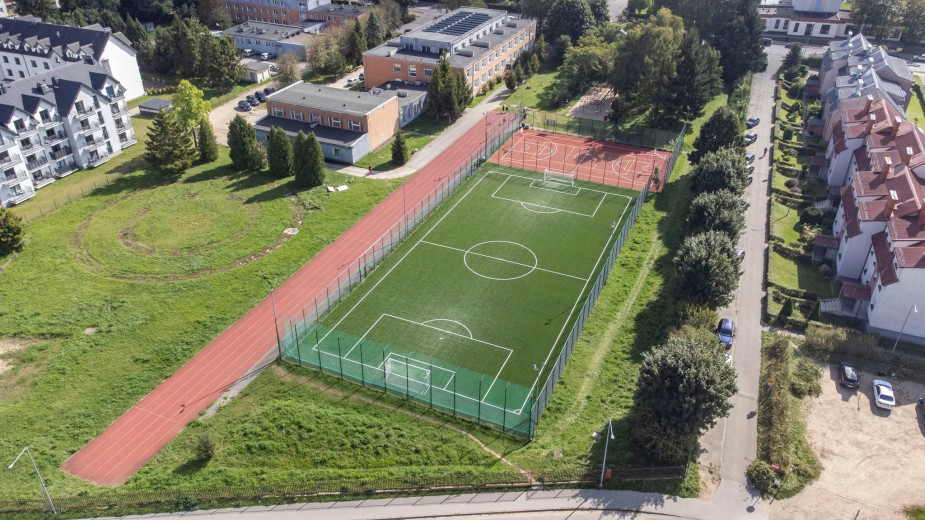 Ponad 1 mln 800 tys. zł kosztowała modernizacja kompleksu sportowego przy Zespole Szkół Ogólnokształcących w Bytowie