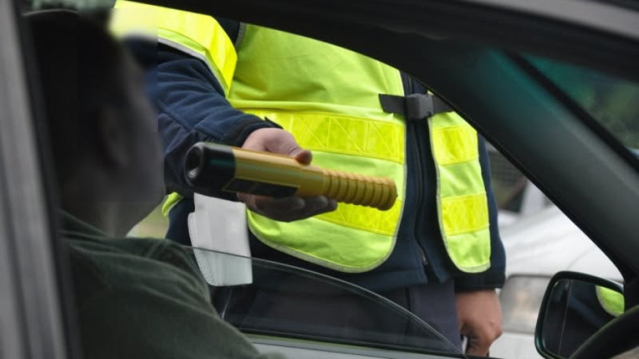 Policjanci przebadali ponad 800 kierowców w gminie Kołczygłowy. Nie wszyscy byli trzeźwi za kierownicą