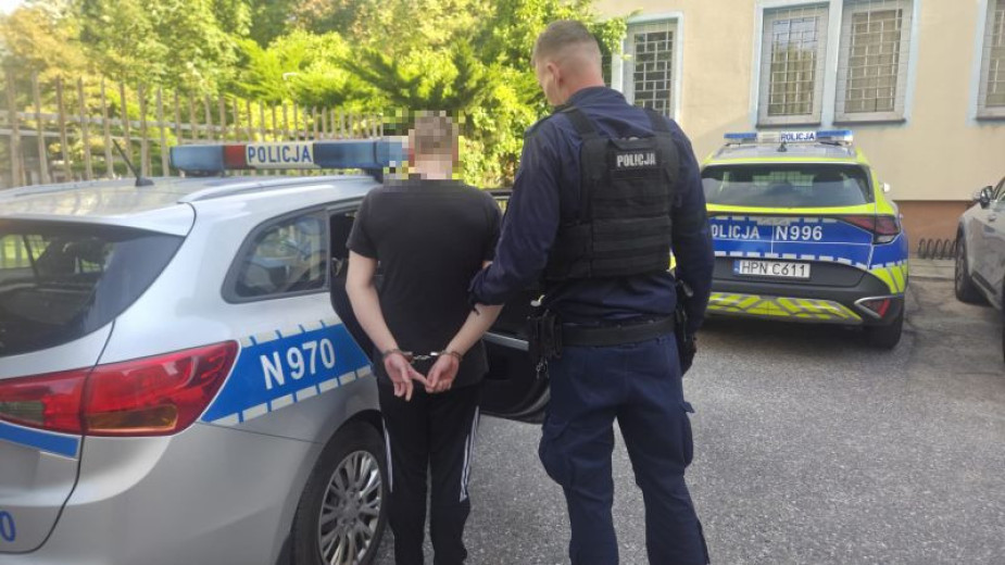 Policjanci zatrzymali Chojniczanina poszukiwanego listem gończym. Mężczyzna trafił do więzienia za oszustwa