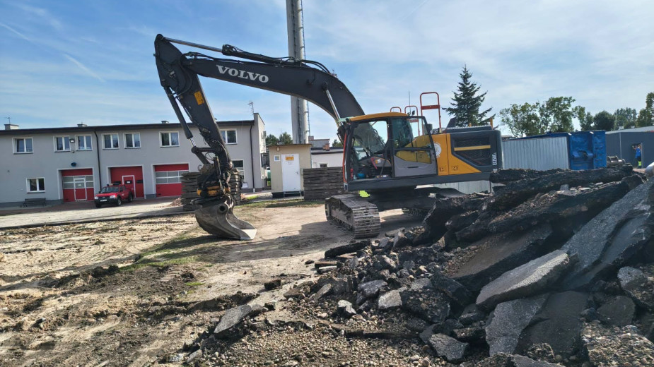W Sępólnie Krajeńskim rozpoczęła się budowa magazynu OC i OL z funkcją schronu. Budynek powstanie w stanie surowym (FOTO)