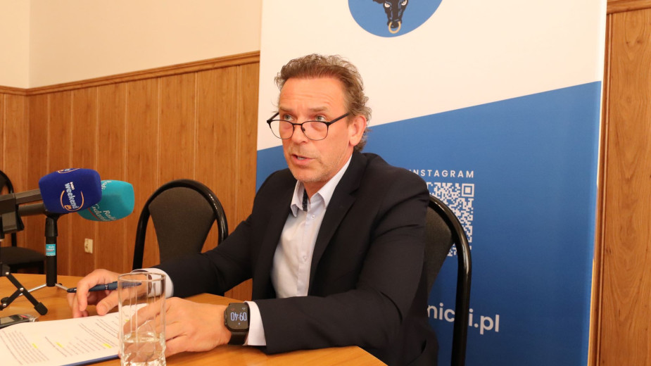 Powiat chojnicki kończy dwie duże inwestycje oświatowe - przy Kaszubskim LO w Brusach i Technikum nr 2 w Chojnicach