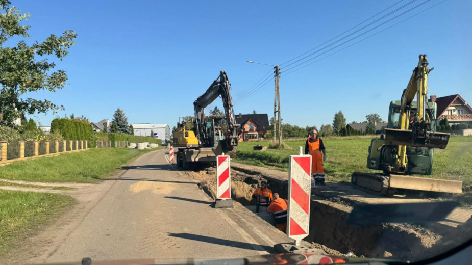 Rozpoczął się pierwszy etap modernizacji drogi powiatowej z Czerska do Odrów. To odcinek z Czerska do Łubnej