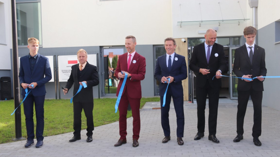 Nowa hala sportowa przy Kaszubskim Liceum Ogólnokształcącym w Brusach oficjalnie otwarta (FOTO, REPORTAŻ)