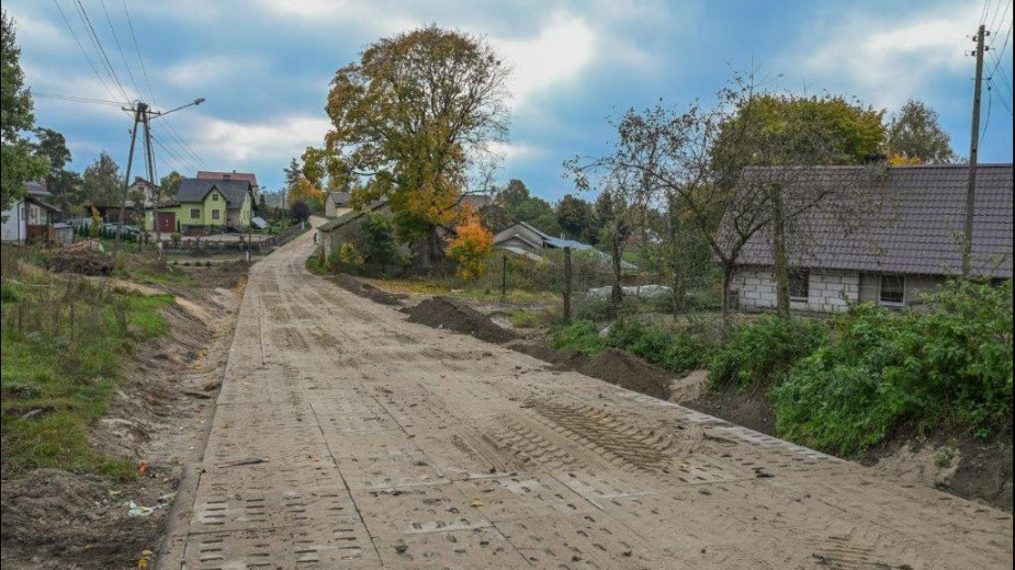 Ruszyła budowa drogi w Lendach w gminie Brusy. "Uporządkowane zostaną także pobocza"