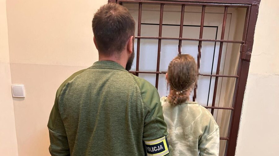 Młoda mieszkanka Czerska zatrzymana z narkotykami. Policjanci zatrzymali jej prawo jazdy