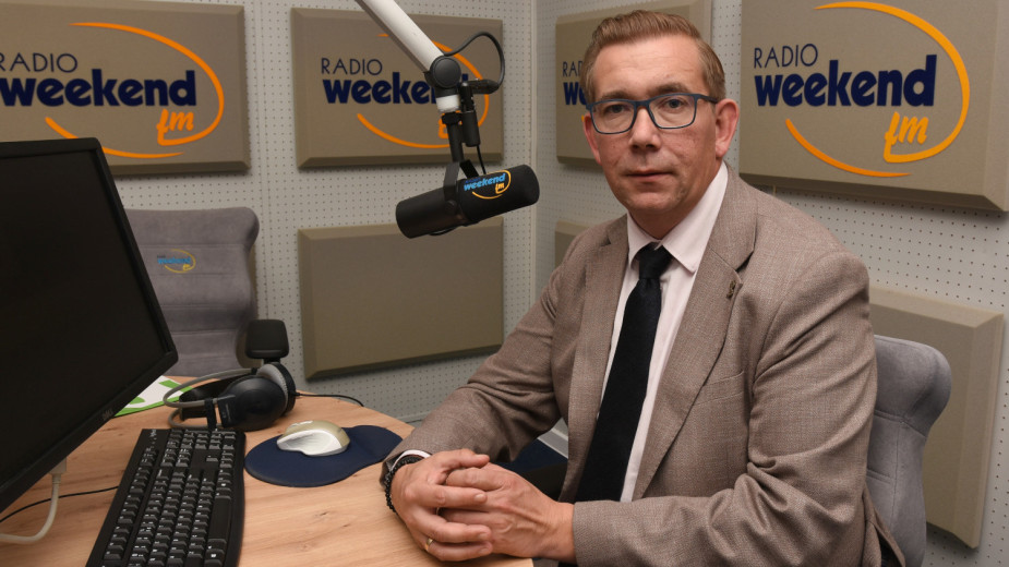"Eko Pomorze" - edukacyjna audycja konkursowa o mikroretencji w Weekend FM, odcinek 2: Łukasz Lesner (PODCAST, WIDEO)