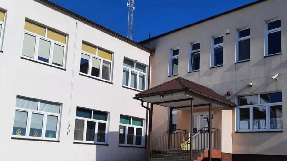 Czy w budynku po zlikwidowanej szkole podstawowej w Stobnie powstanie wojskowy ośrodek szkolenia?