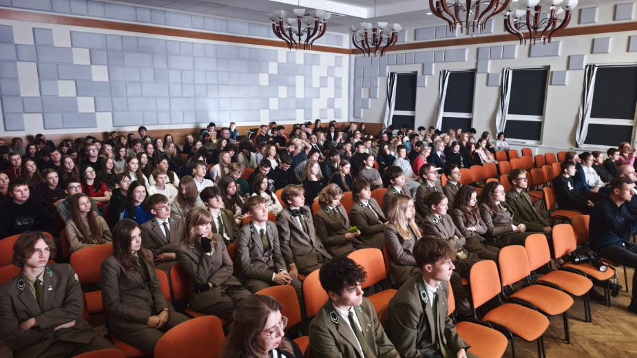 Niemal 200 uczniów z niemal wszystkich szkół w powiecie tucholskim wzięło udział we wczorajszej (30.10) "Youngferencji" (FOTO)