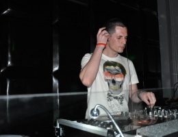 133 HOUSEMISJA - ROBERTO BEDROSS