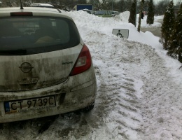Awantura przed Carrefourem  Chojnicach